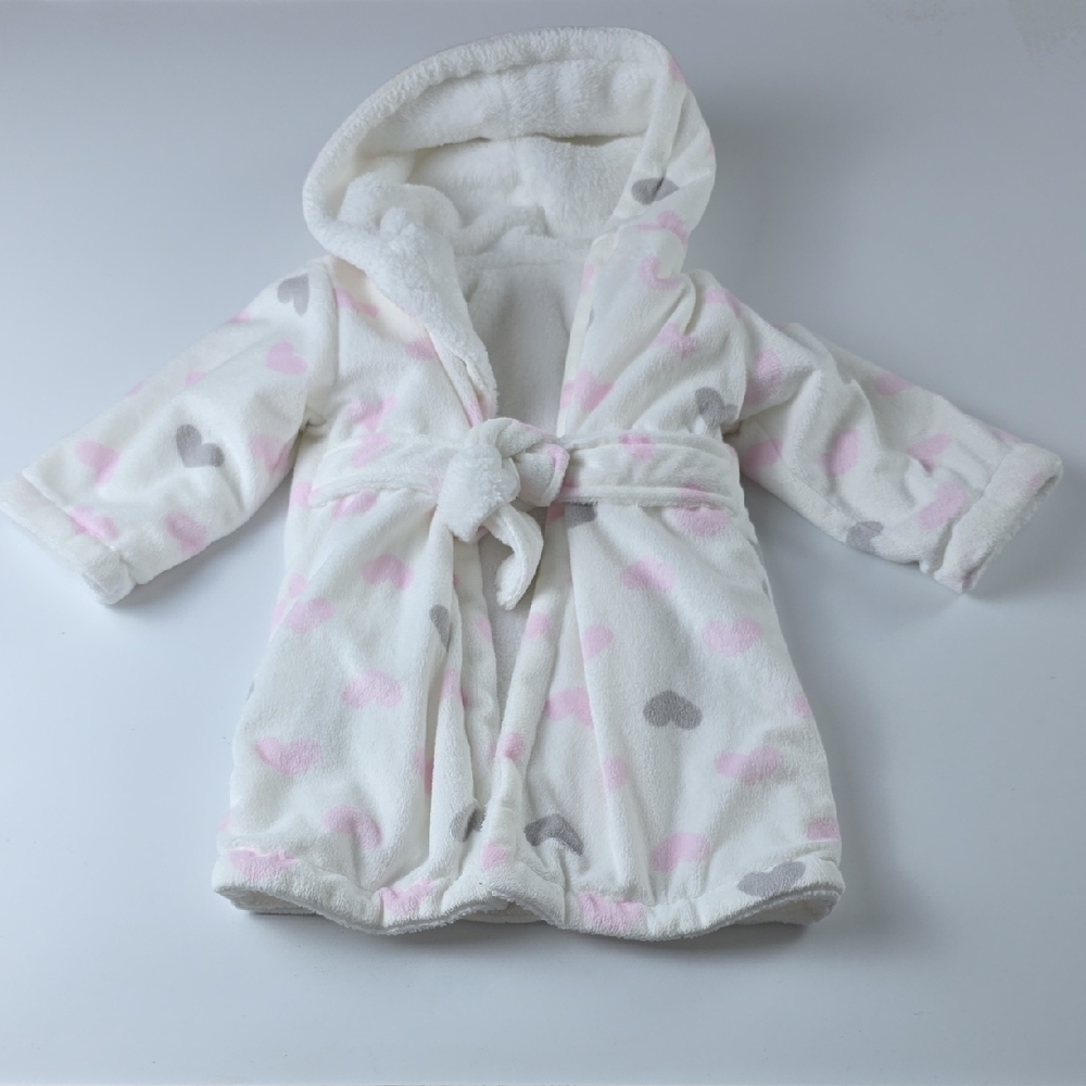 Blankets & Beyond Baby Bath Robe Cozy Pink & Gray Heart Pajamas 6-9 Mths